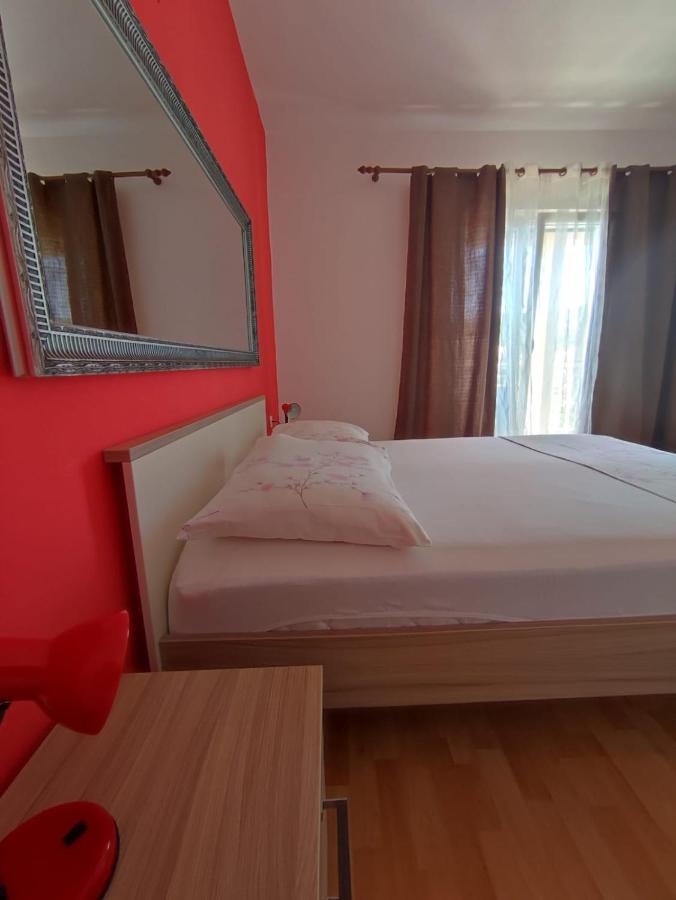 Apartments Laus Zavalatica Εξωτερικό φωτογραφία
