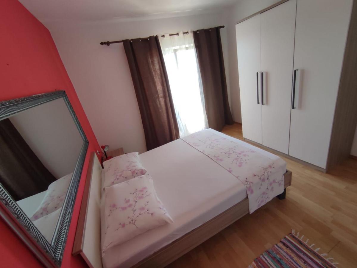 Apartments Laus Zavalatica Εξωτερικό φωτογραφία