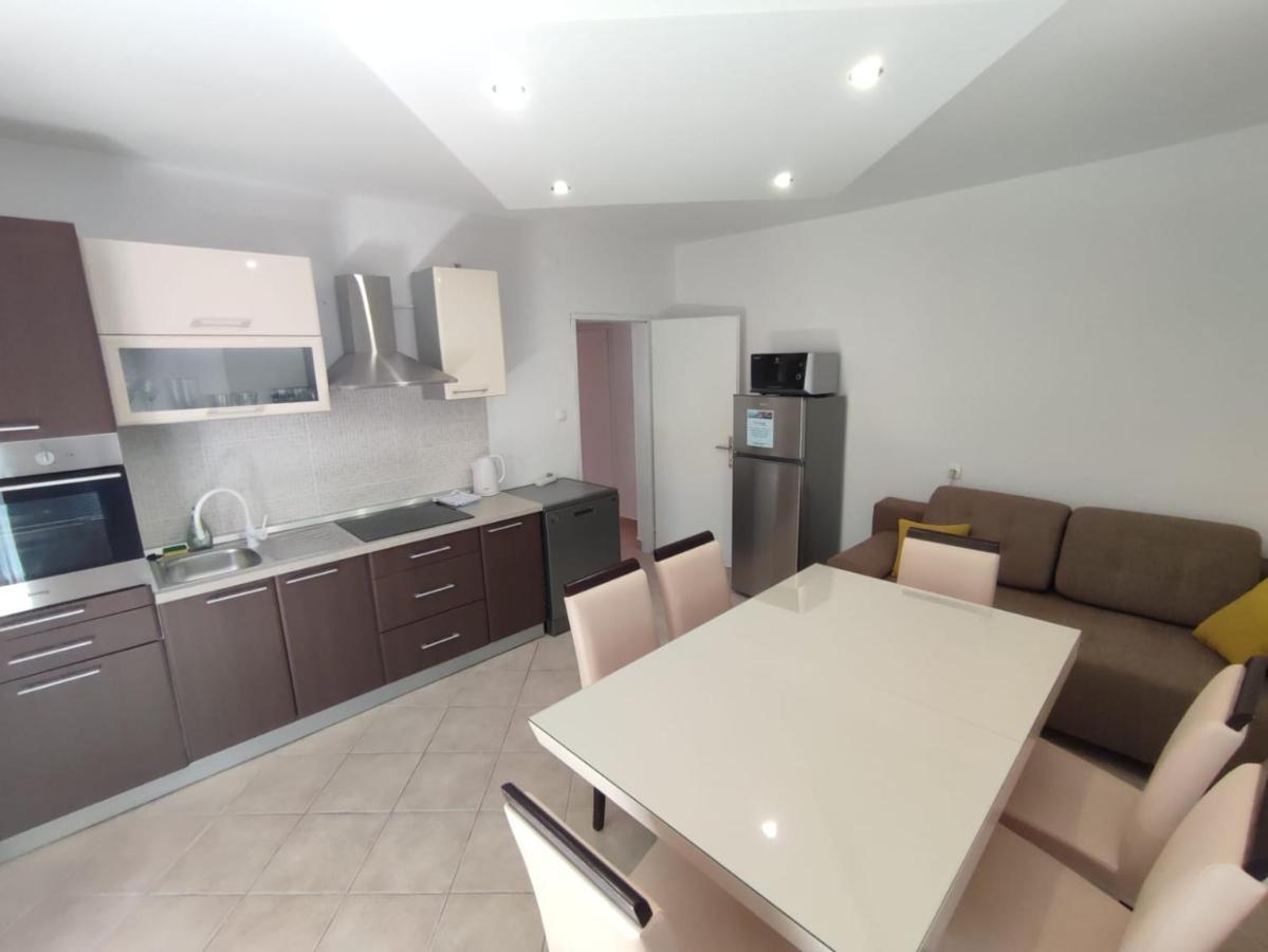 Apartments Laus Zavalatica Εξωτερικό φωτογραφία