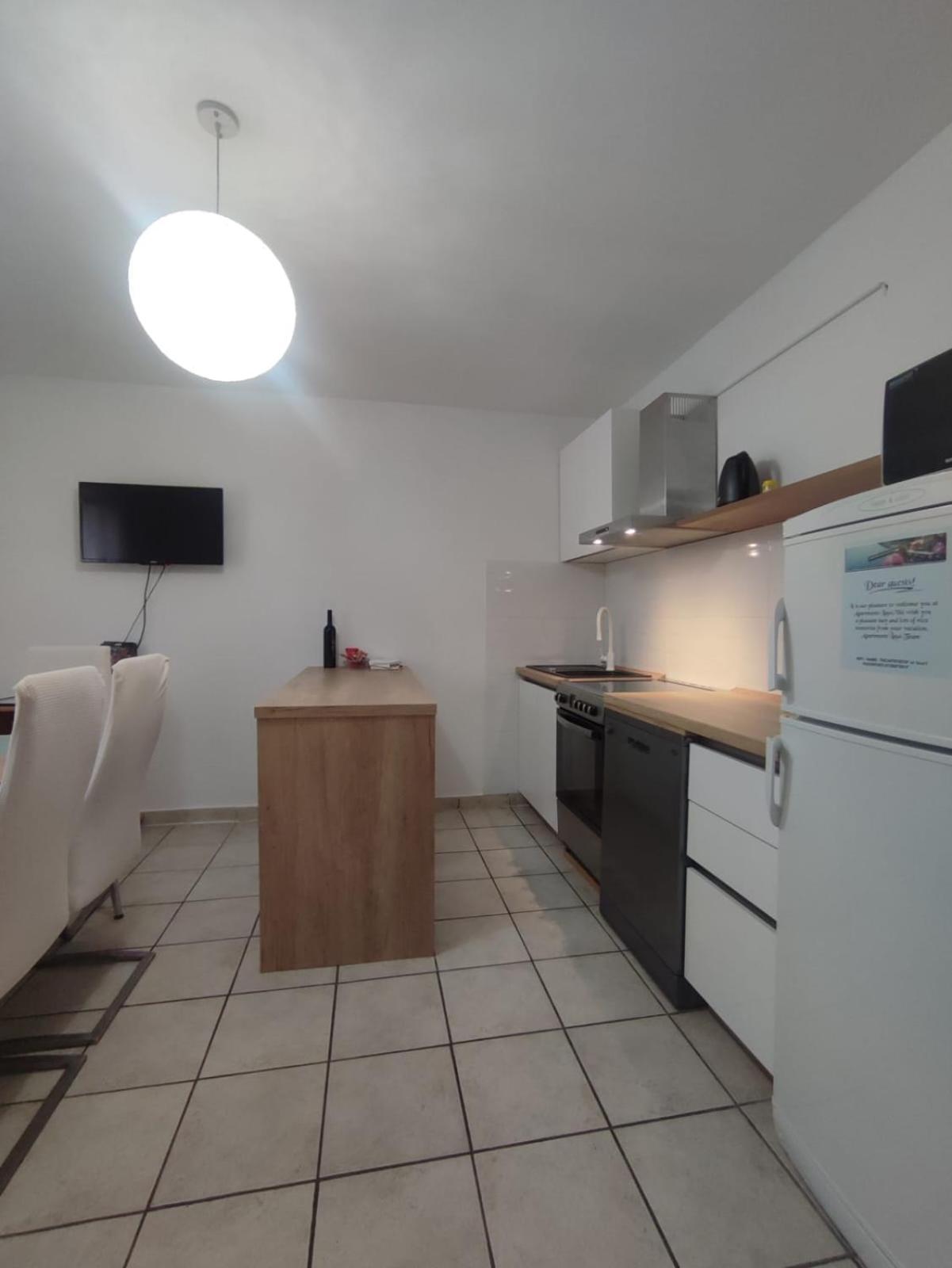 Apartments Laus Zavalatica Εξωτερικό φωτογραφία
