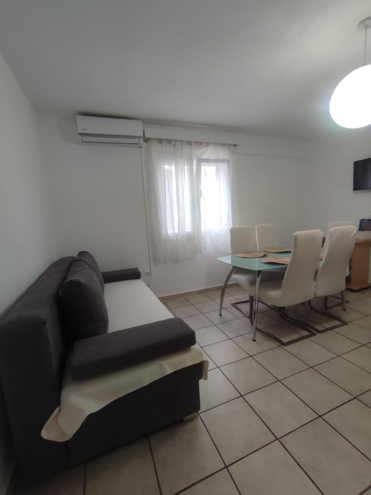 Apartments Laus Zavalatica Εξωτερικό φωτογραφία